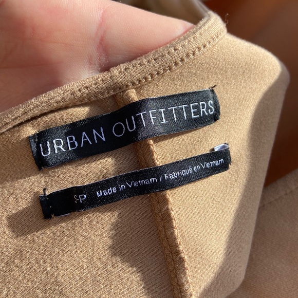 Urban Outfitters long sleeved turtle neck - Picture 4 of 5